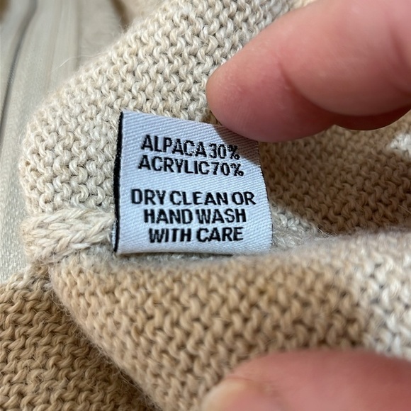 Handmade in Peru Alpaca Blend Sweater Cardigan Zip Front Tan Brown ? size Large - Picture 9 of 10